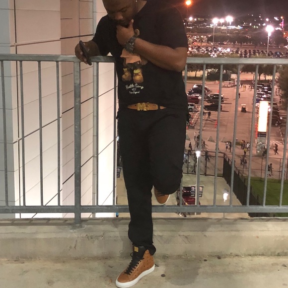 Meet your Posher, Billy - Picture 2 of 2